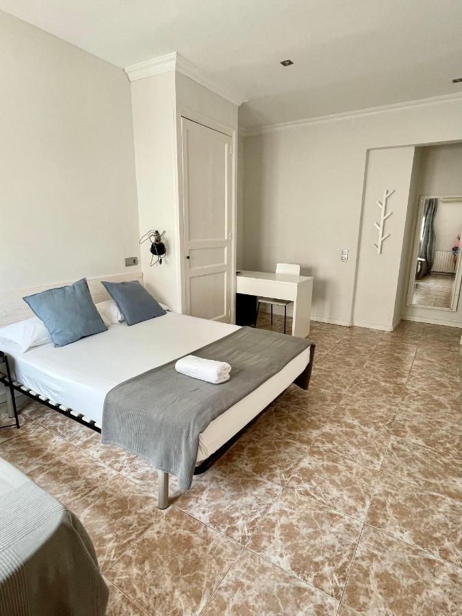 Madison Rooms Сиджес Экстерьер фото