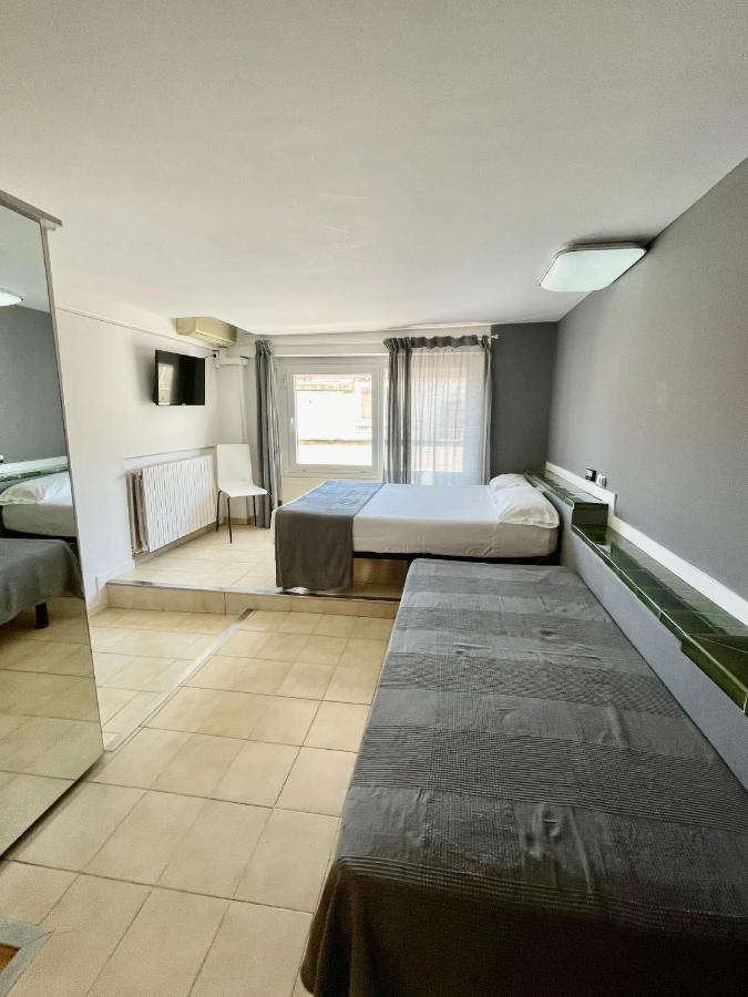 Madison Rooms Сиджес Экстерьер фото