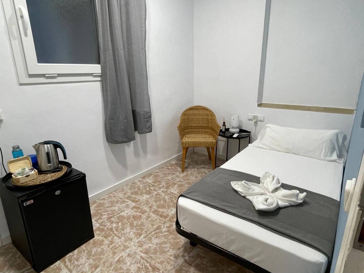 Madison Rooms Сиджес Экстерьер фото