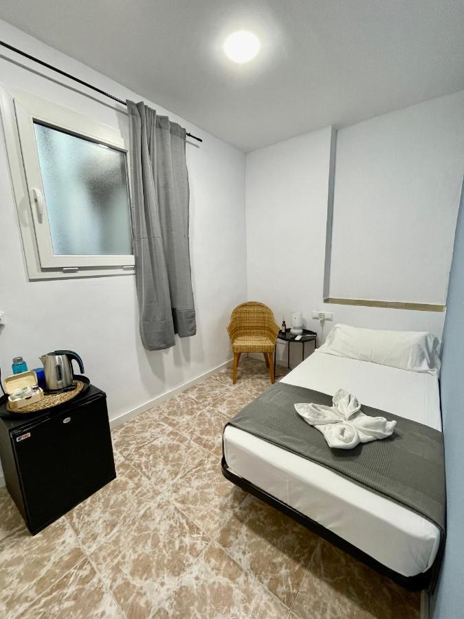 Madison Rooms Сиджес Экстерьер фото