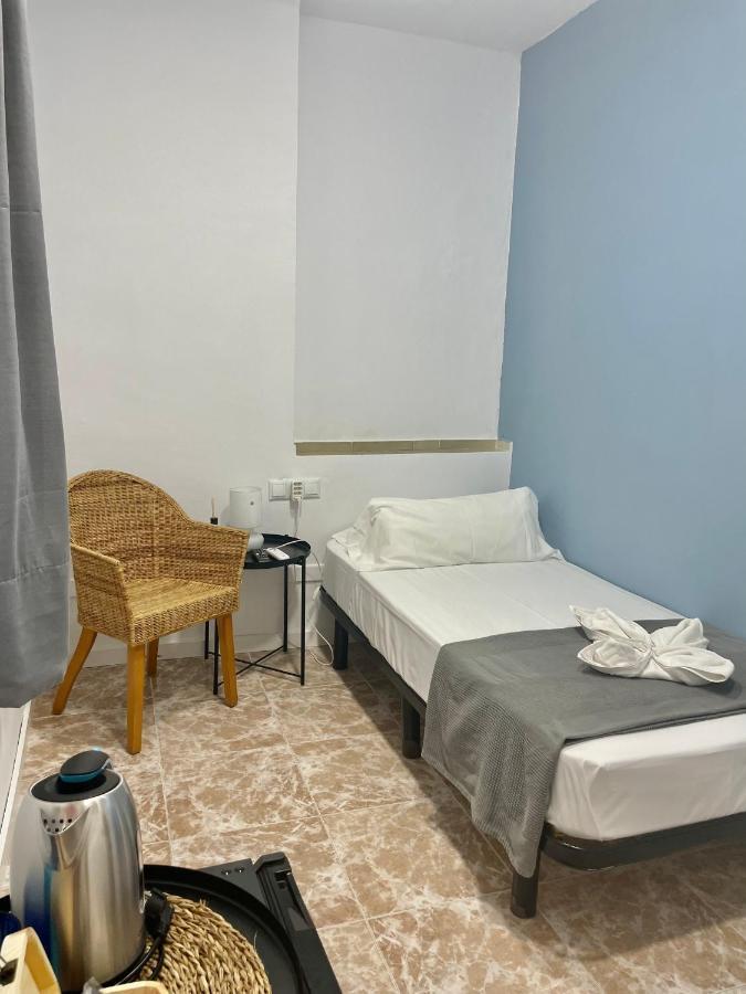 Madison Rooms Сиджес Экстерьер фото