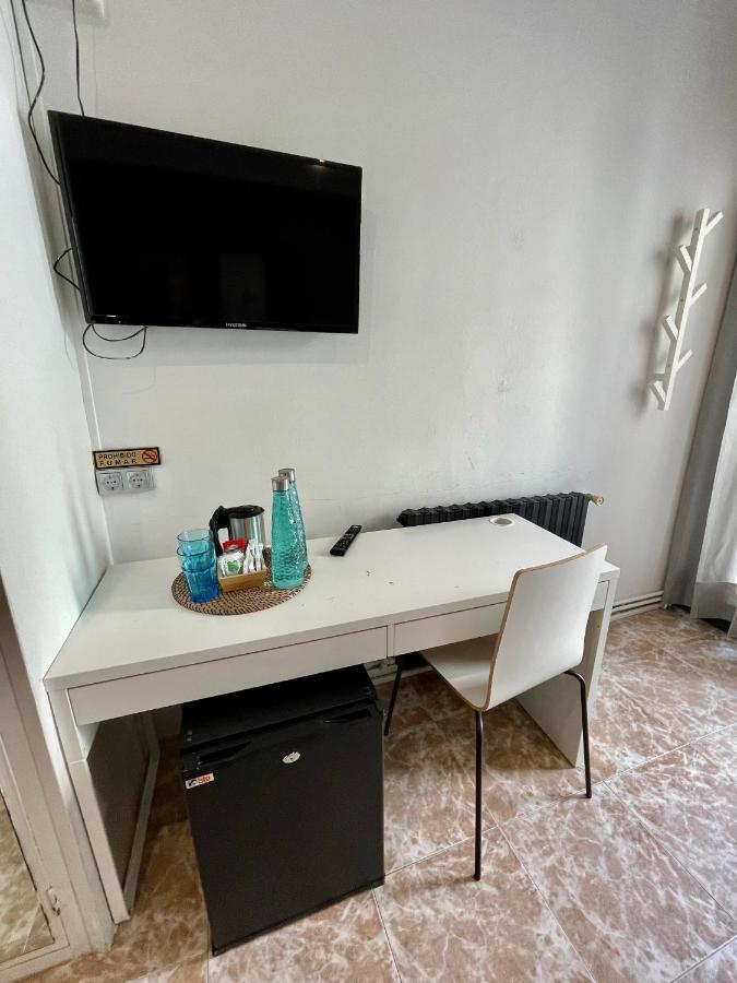 Madison Rooms Сиджес Экстерьер фото